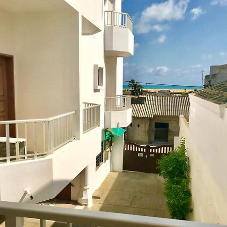 Dodoo Lodge Cotonou Exterior foto