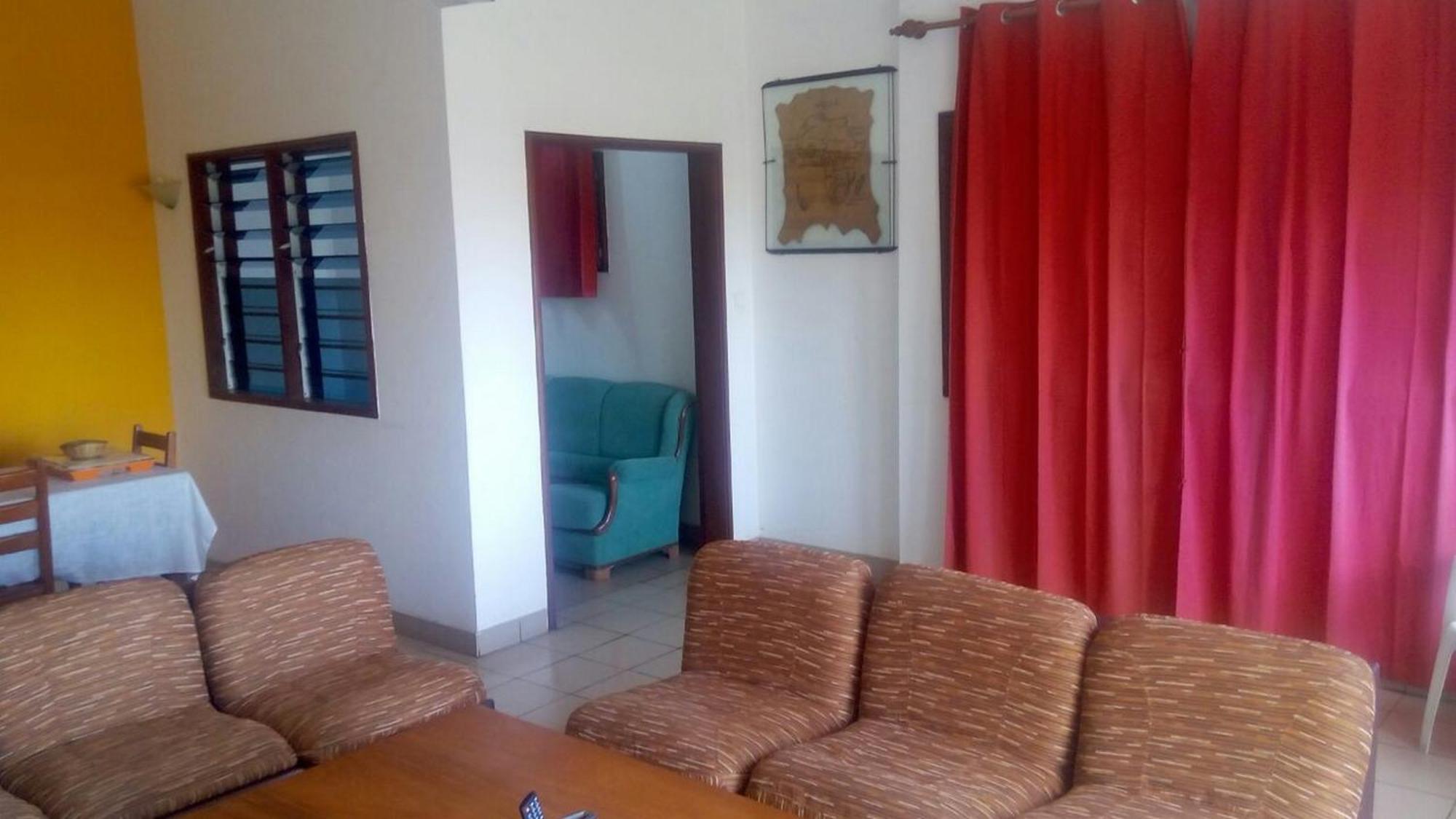 Dodoo Lodge Cotonou Exterior foto