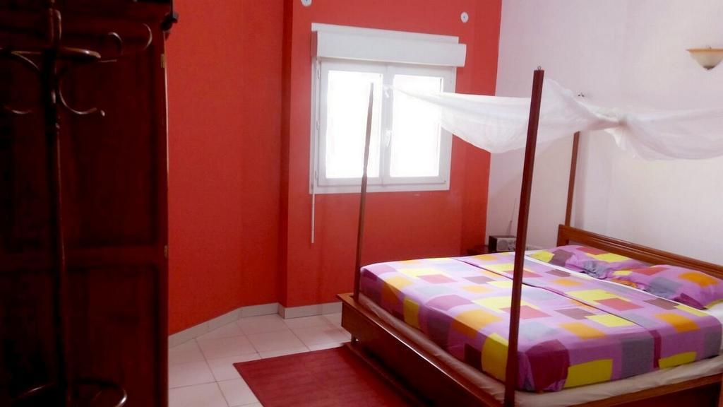Dodoo Lodge Cotonou Exterior foto