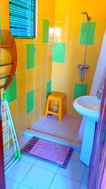 Dodoo Lodge Cotonou Exterior foto