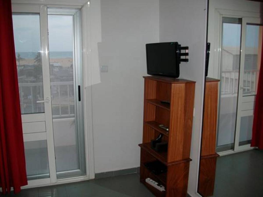 Dodoo Lodge Cotonou Exterior foto
