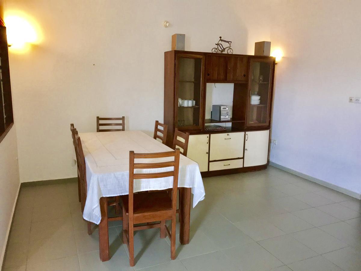 Dodoo Lodge Cotonou Exterior foto
